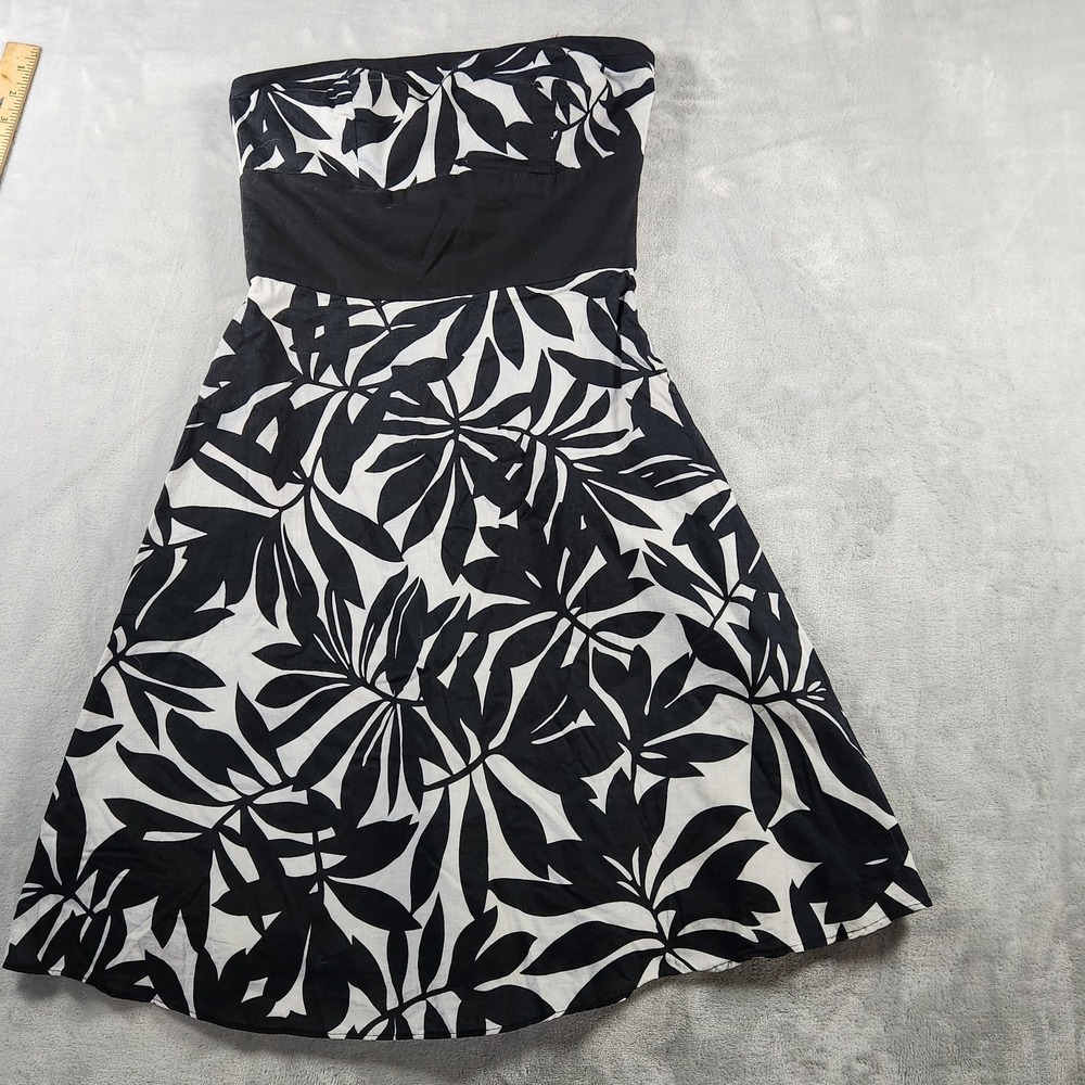 WHITE HOUSE BLACK MARKET Women's Black White Leaf Print Strapless Dress, Size 0